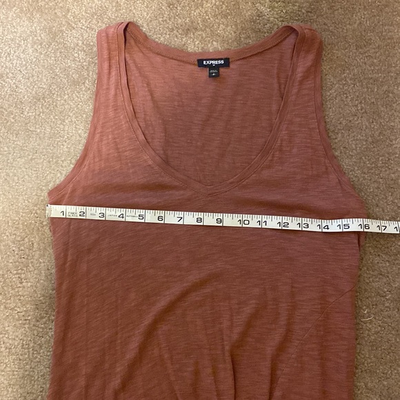 Express Front Tie Tank Top - Picture 4 of 7
